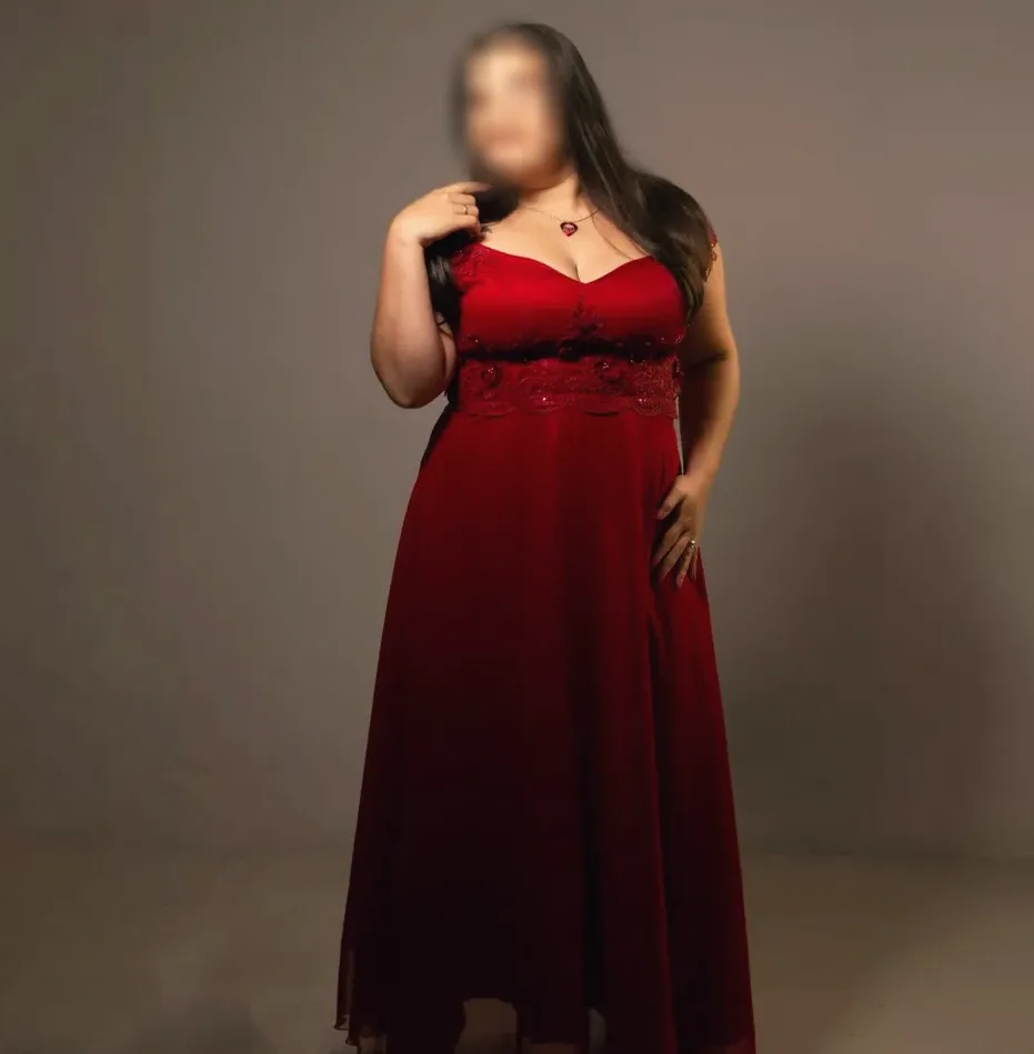 Sofia, 32 anni